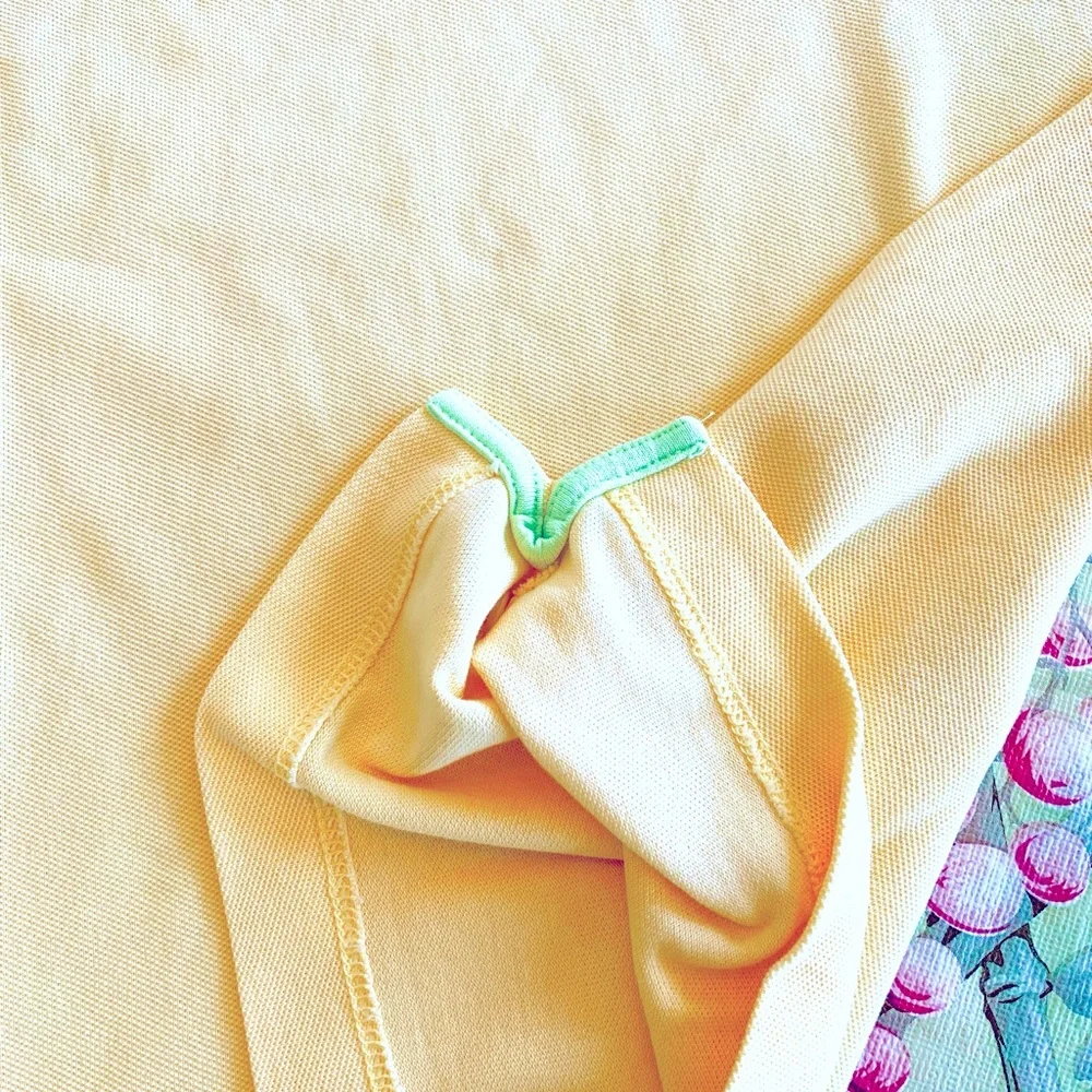 🌴 Lilly Pulitzer Yellow Polo Shirt Resort Fit - Picture 6 of 9